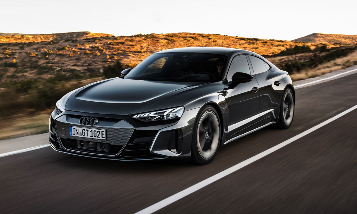 钢铁侠同款奥迪 RS e-tron GT 正式引进中国市场,即将预售