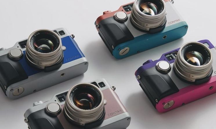 KITH x MAD Paris 释出定制款 Contax G2 相机