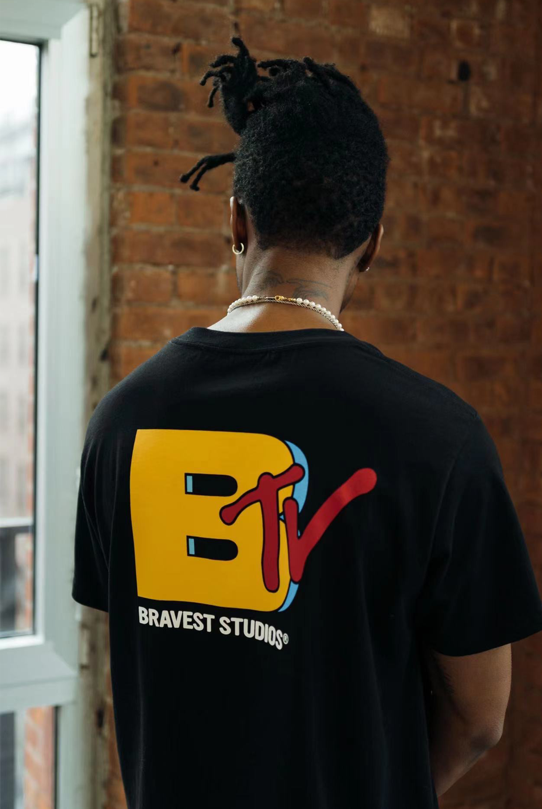 Bravest Studios, Shirts