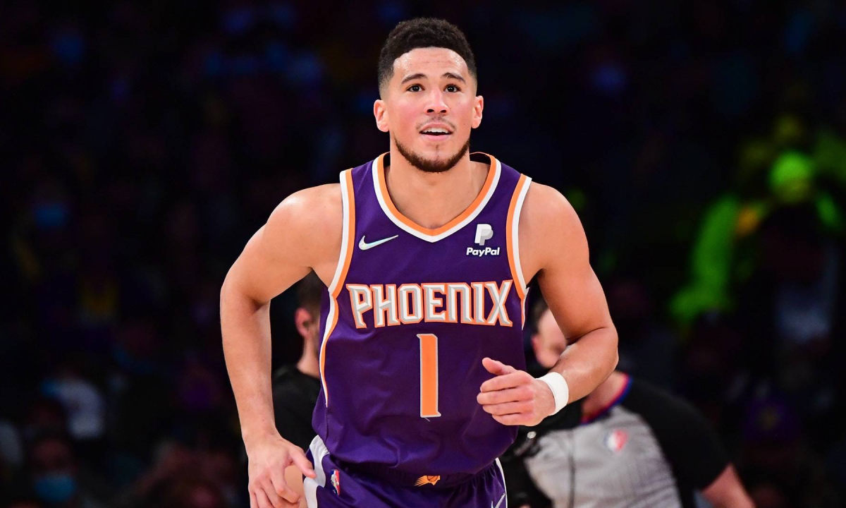 德文·布克或是封面球员？《NBA 2K23》即将揭晓