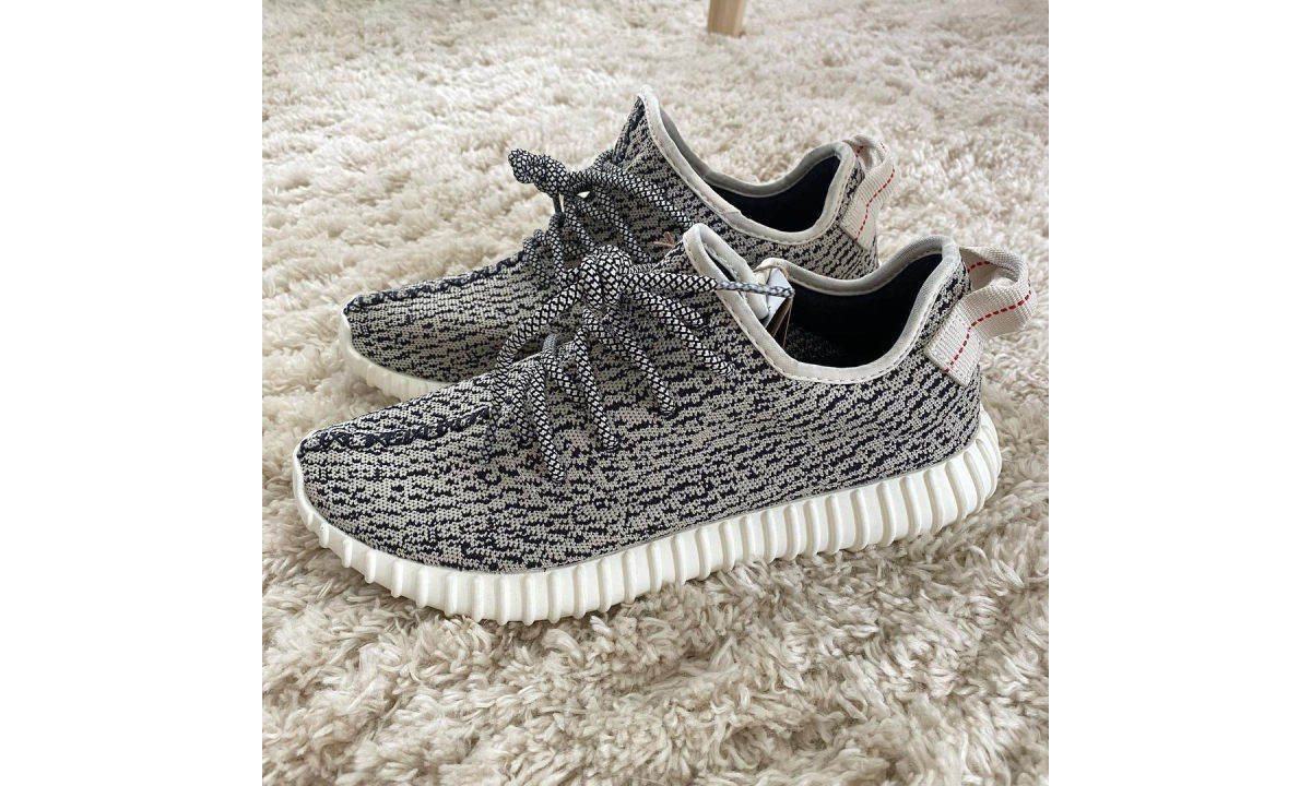 Yeezy Boost 350 初代配色「Turtle Dove」复刻细节曝光