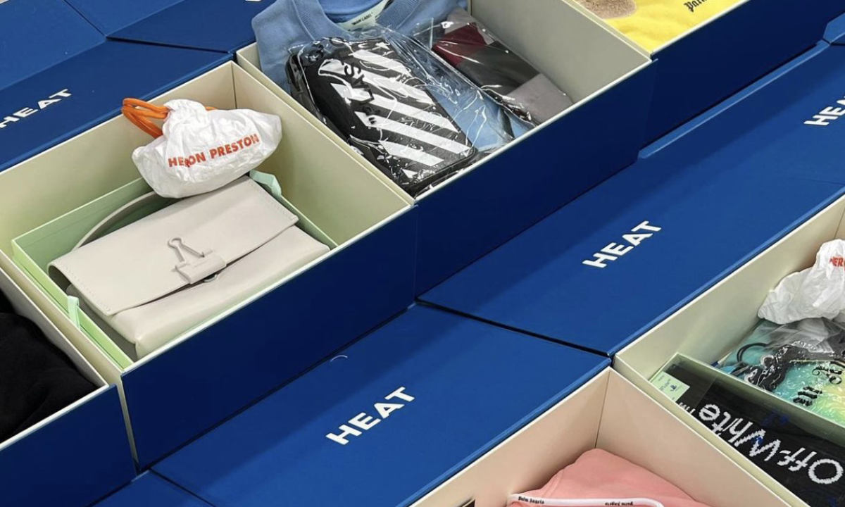 5,000 多的奢侈品盲盒，能抽到 Off-White™、巴黎世家、始祖鸟单品？