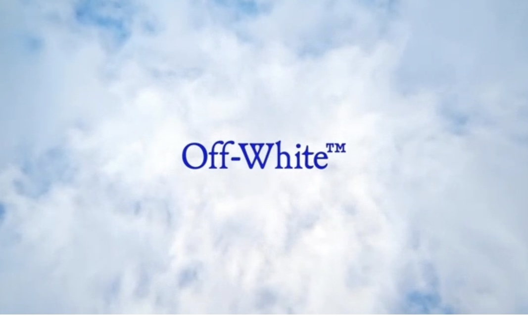 Off-White™ 举办 2023 春夏时装秀