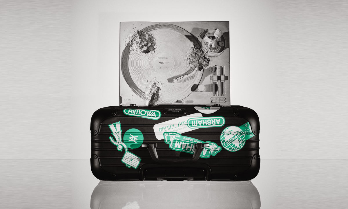 RIMOWA 与艺术家 Daniel Arsham 再续前缘