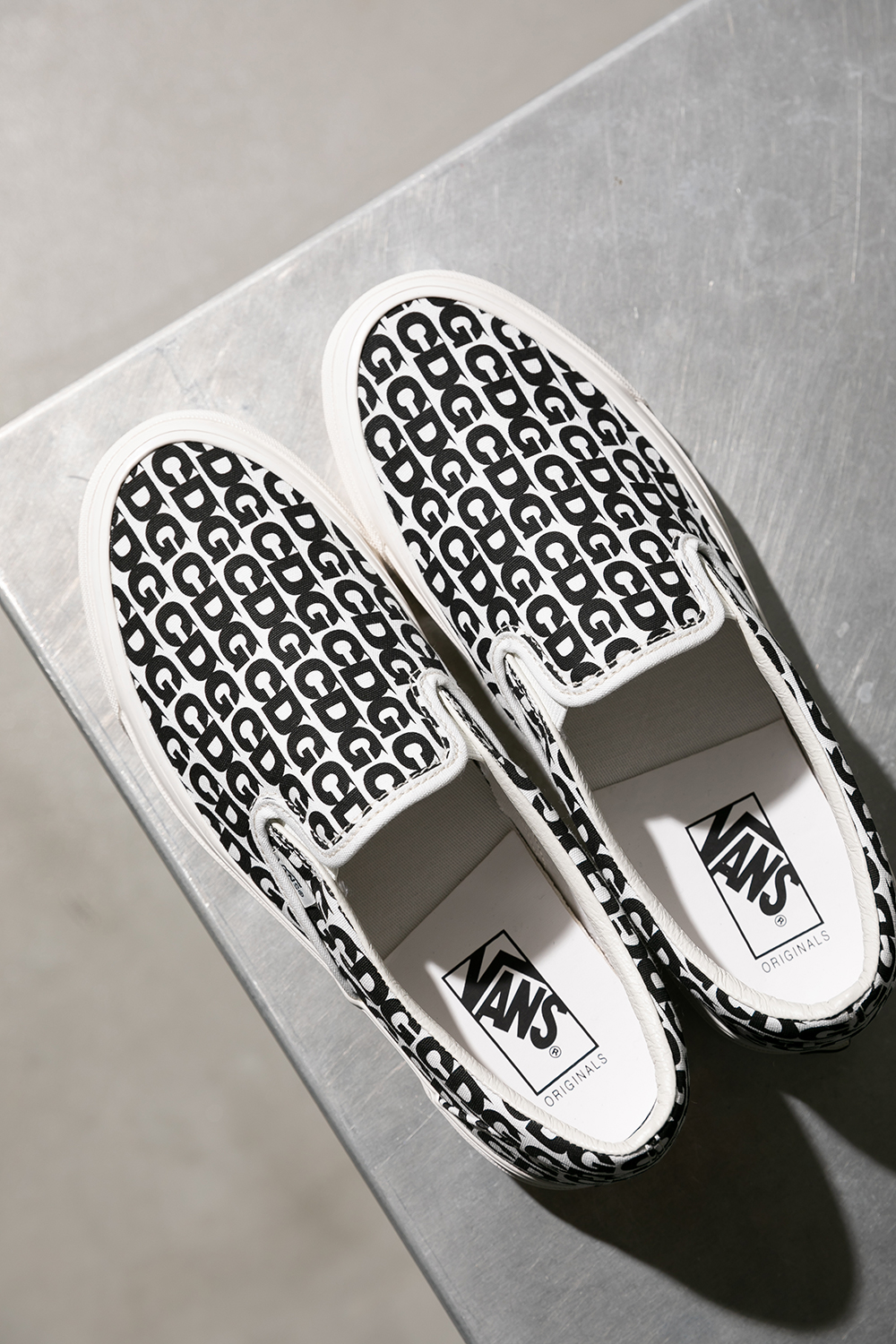 CDG x Vault by Vans 联名鞋款发布 – NOWRE现客