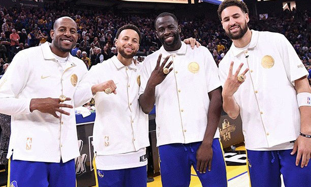 NBA 新赛季打响，卫冕冠军勇士队领取戒指
