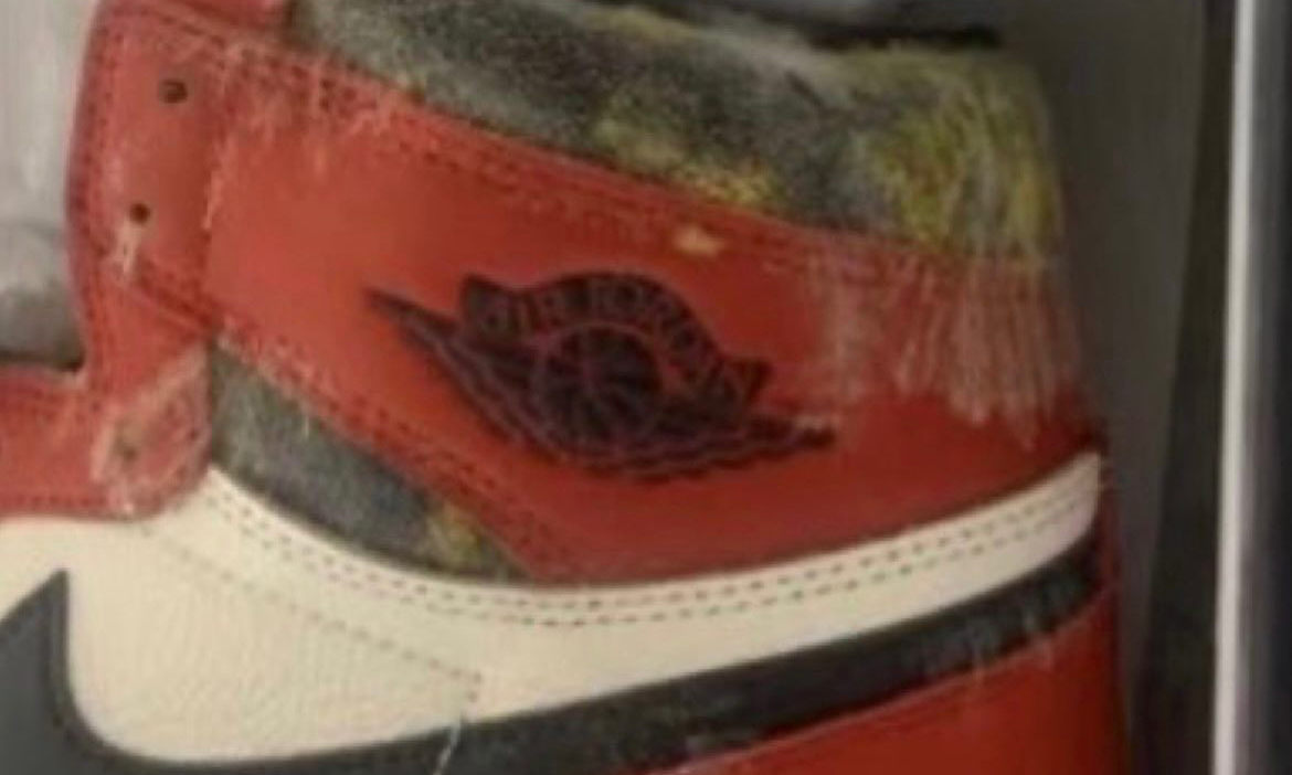 作旧太彻底？Air Jordan I「Lost And Found」现发霉问题