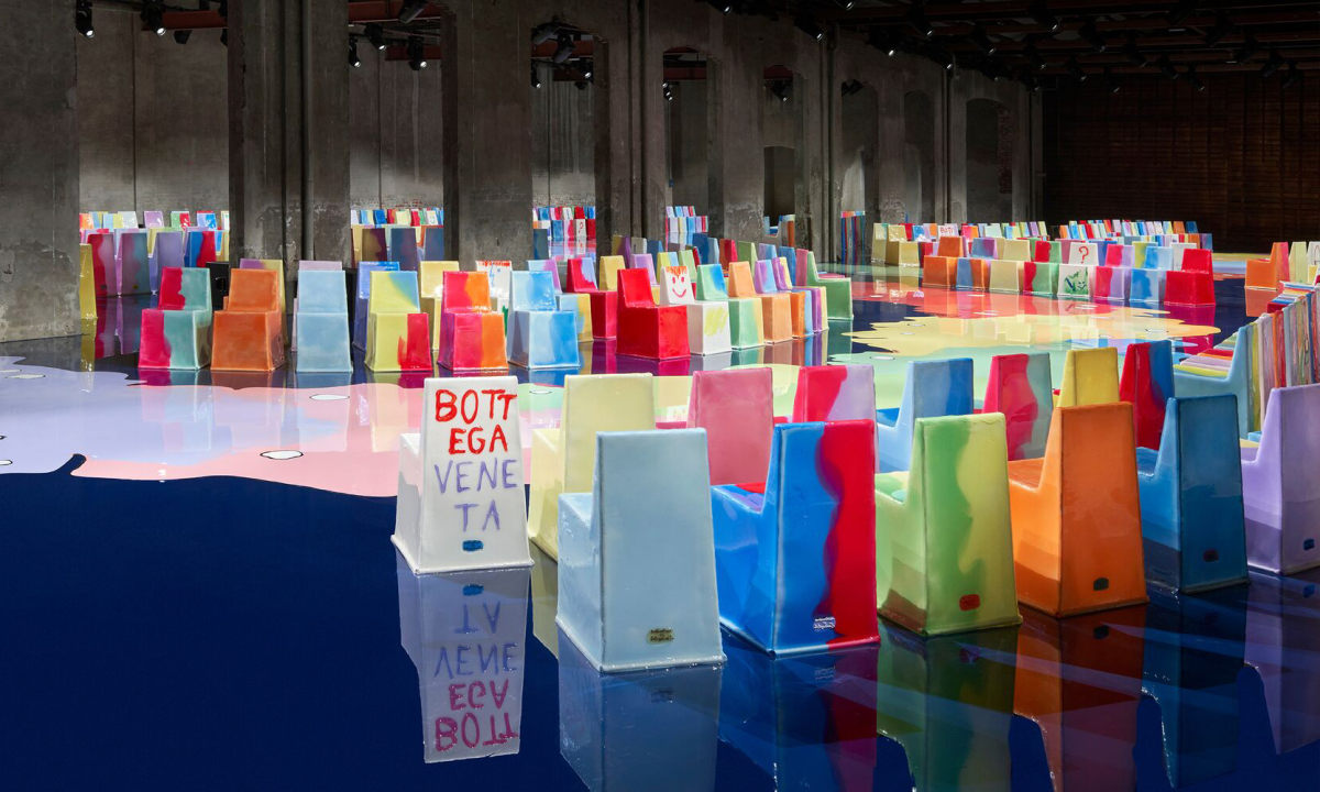 BOTTEGA VENETA x Gaetano Pesce「COME STAI?」椅子系列现已发售