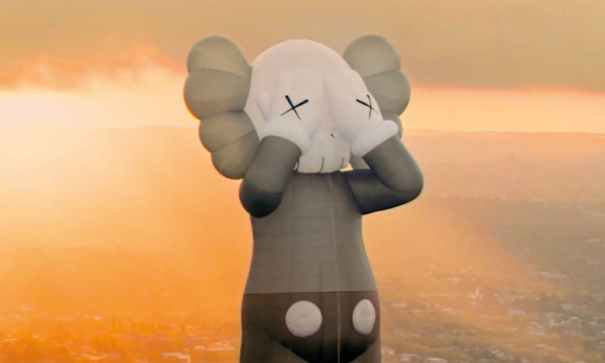《KAWS:HOLIDAY》第九站惊喜回归