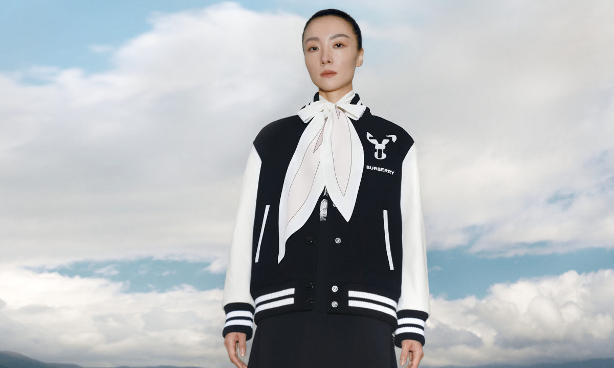 BURBERRY 发布 2023 兔年新禧贺岁广告大片