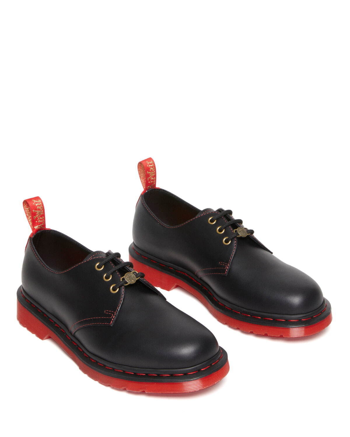 Dr. Martens 兔年新春系列即将发布– NOWRE现客