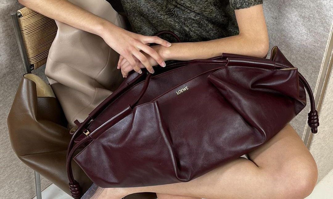 LOEWE 2023 春夏多款新品释出