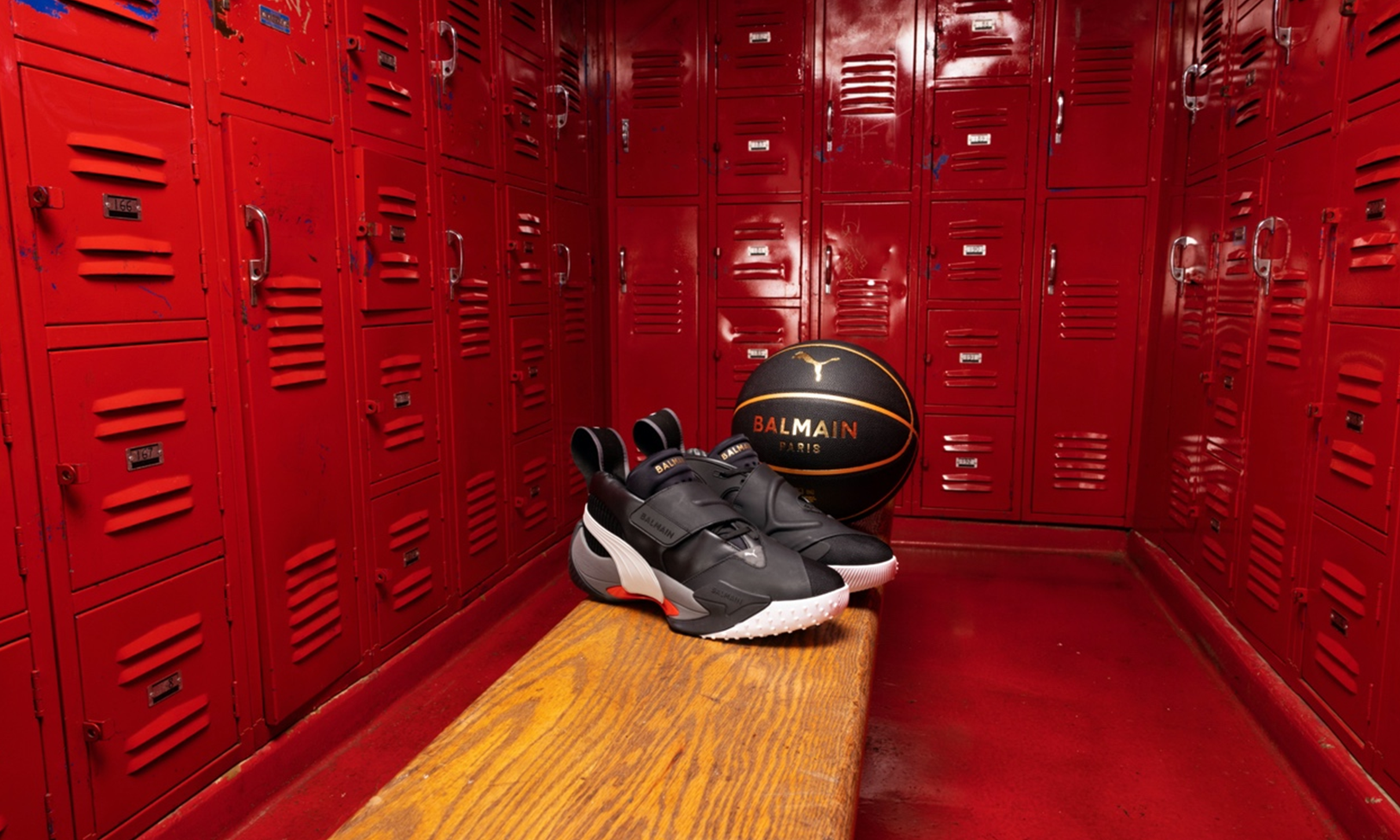 Balmain 联手 PUMA 推出奢华篮球鞋款「Balmain COURT」