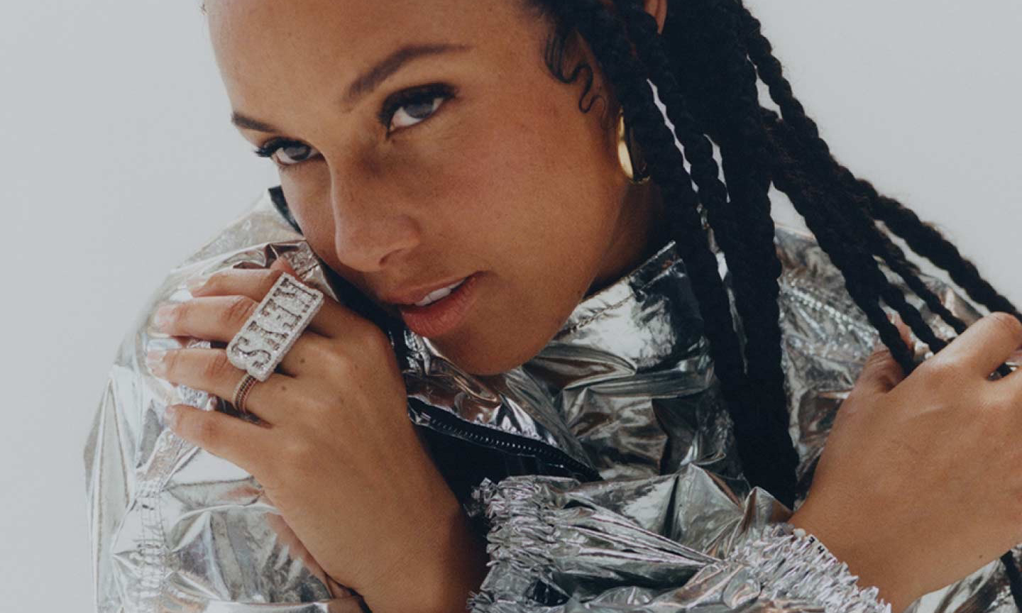 Alicia Keys x Moncler 合作系列正式发售