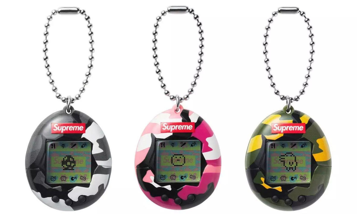 Supreme x Bandai 电子宠物蛋现已发售