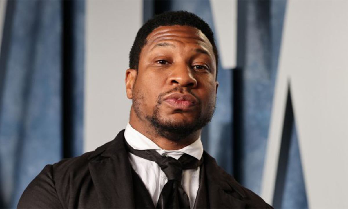 面临家暴指控，「征服者康」扮演者 Jonathan Majors 被代理公司强制解约