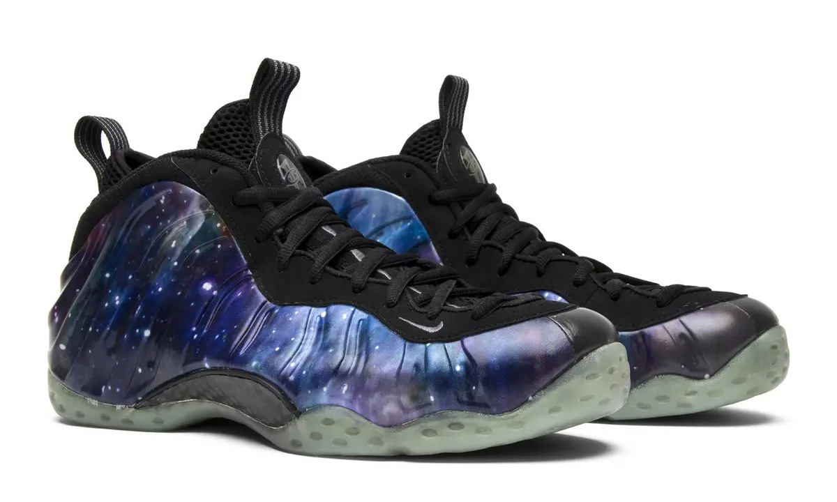 传奇 Nike Air Foamposite One「银河喷」将于明年复刻