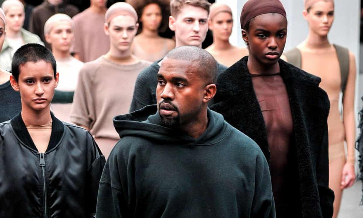 投资者因未能处理好 Ye 相关事宜起诉 adidas