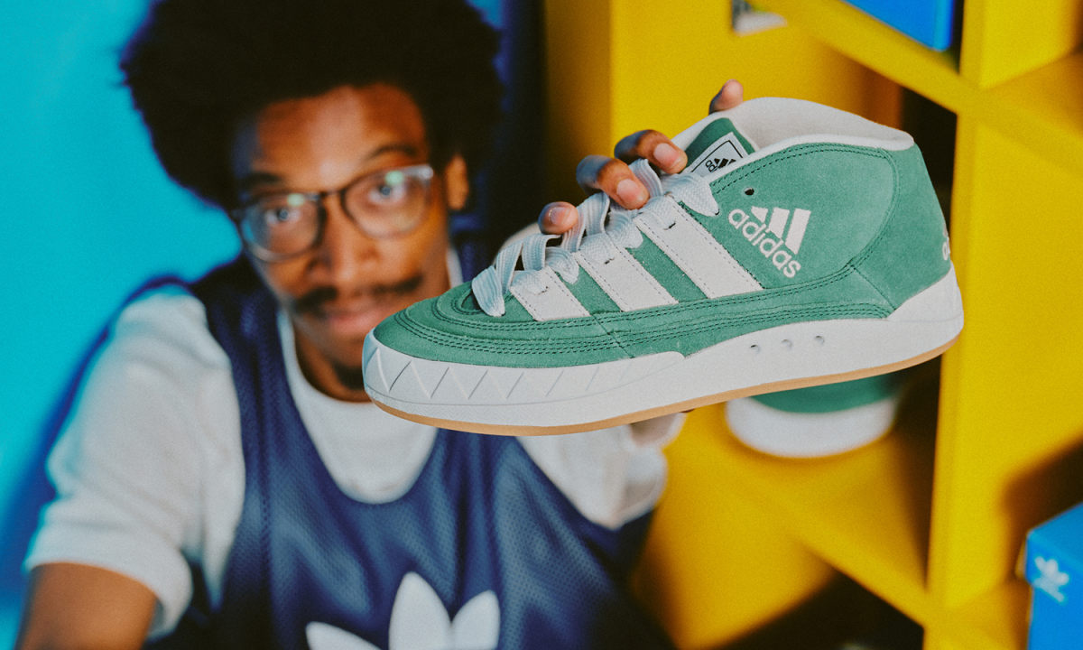 adidas Originals 与 atmos 打造 ADIMATIC MID NEO GREEN 合作鞋款