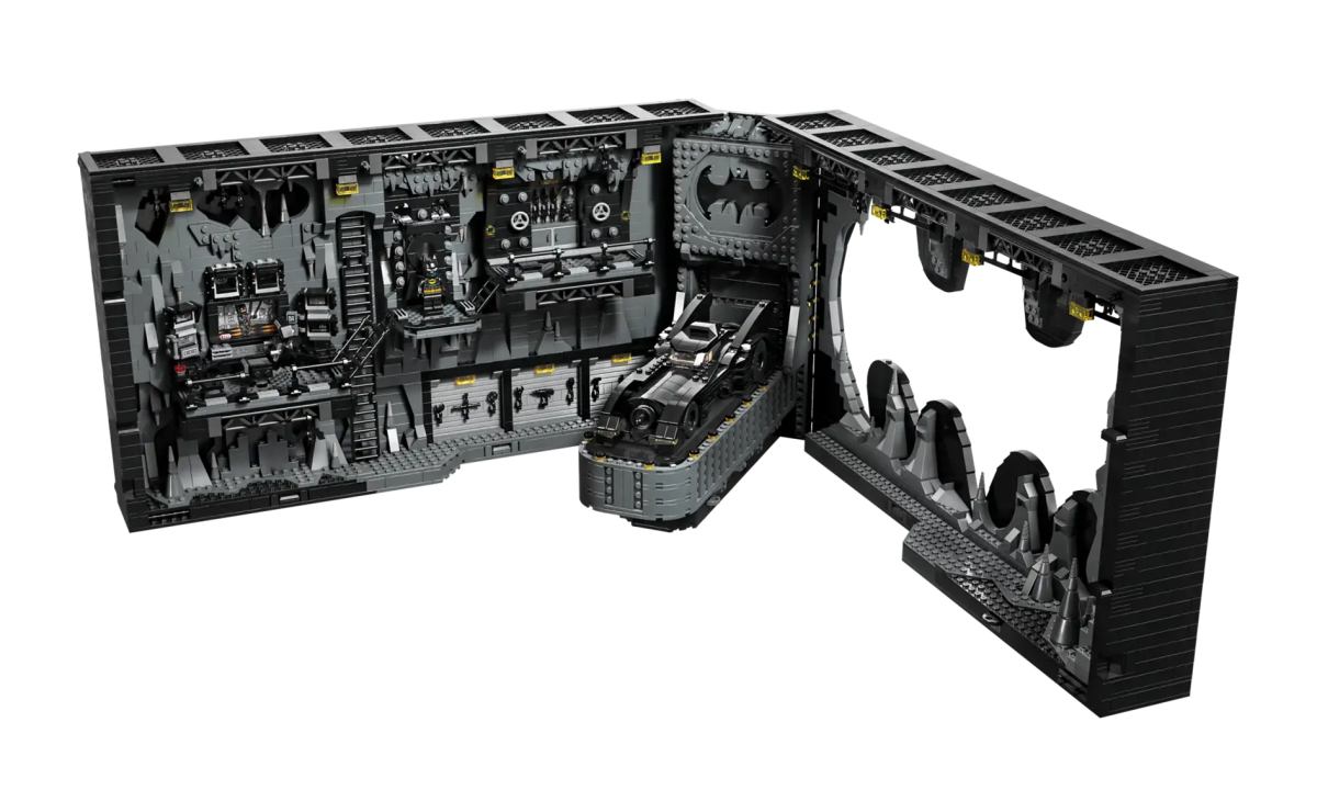 LEGO® 《蝙蝠侠归来》蝙蝠洞套装发布