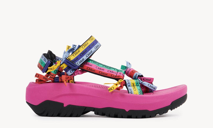 Chloé x Teva 合作款厚底凉鞋现已登场