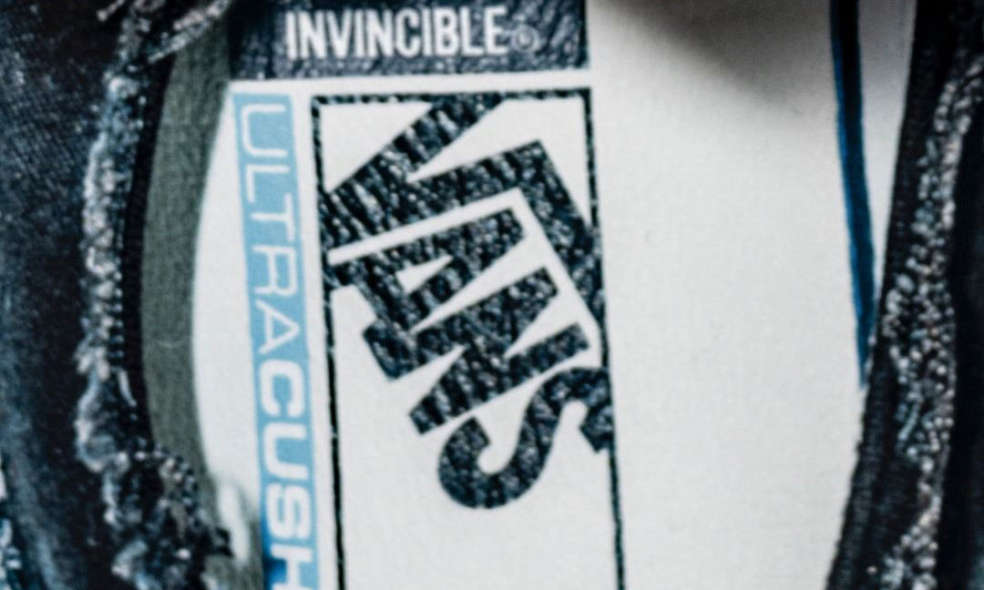 INVINCIBLE® x Vault by Vans 合作鞋款开售在即
