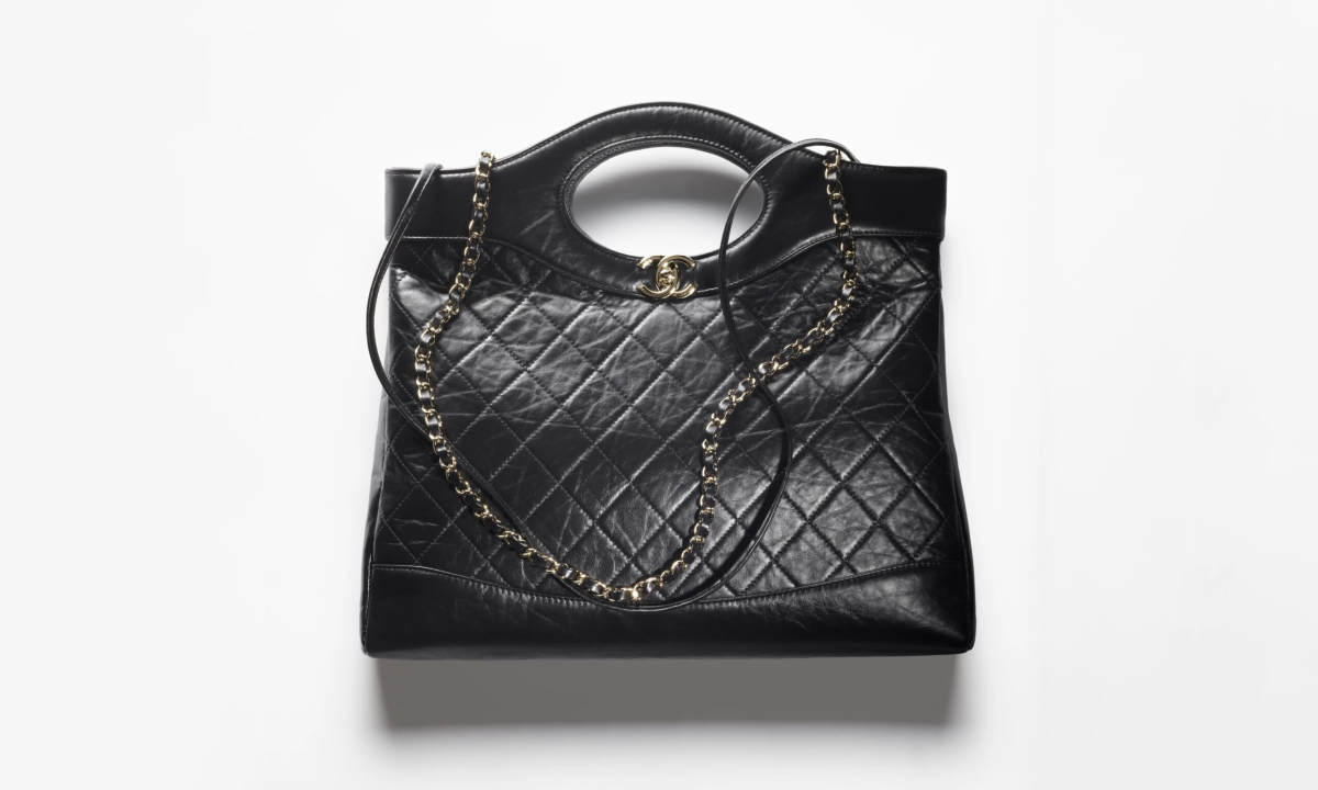 CHANEL 重新推出 31 Bag 经典款手袋，但价格也上涨了近万元