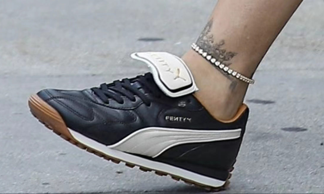 Rihanna 率先上脚 PUMA x Fenty 联名新作