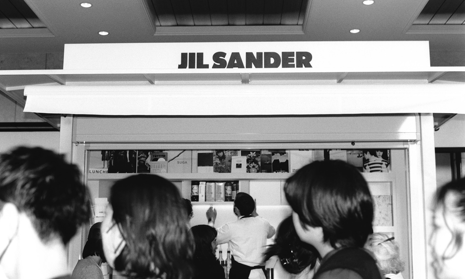 JIL SANDER 邀请摄影师 Nikki McClarron 拍摄 Kyoto Kiosk 特别企划