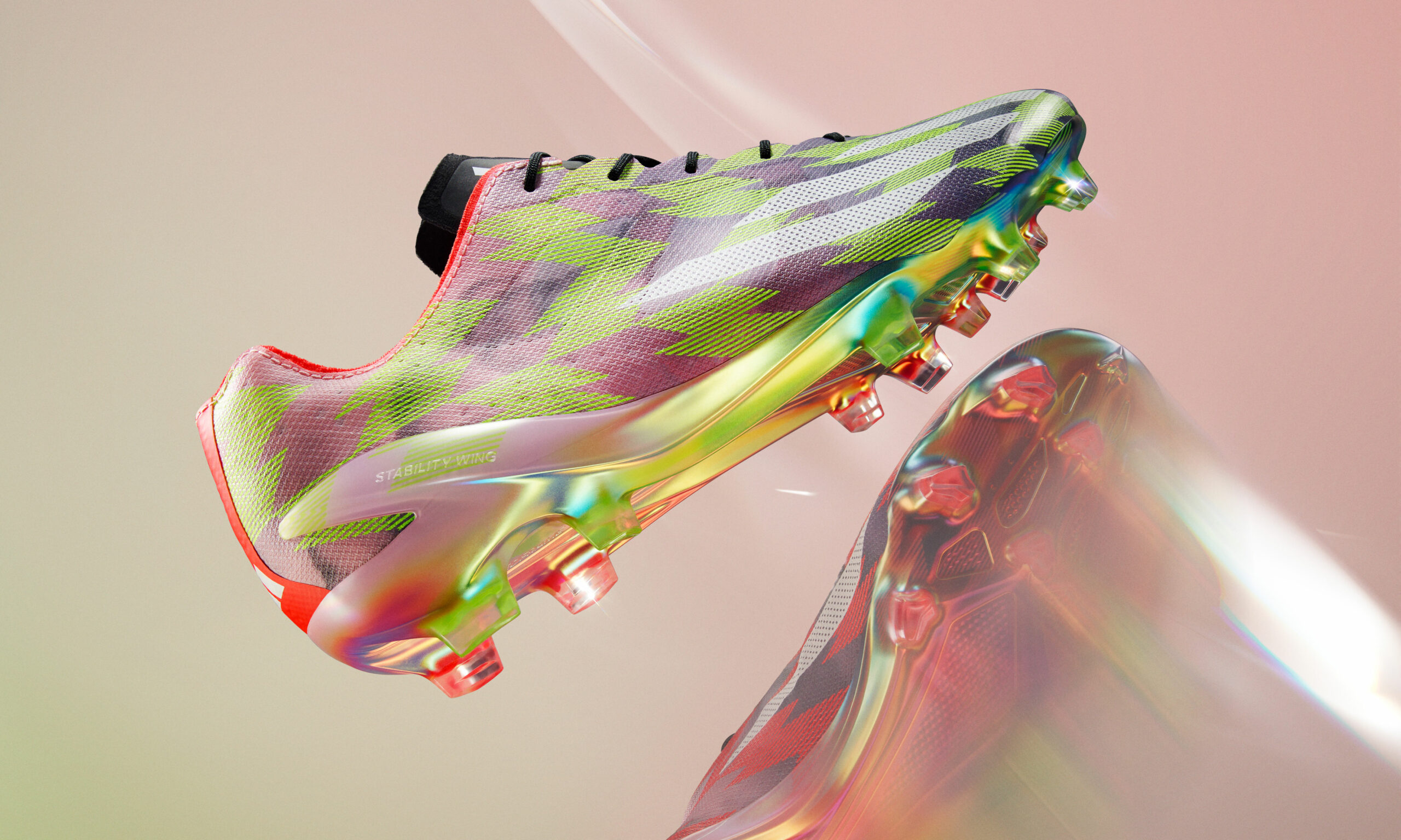 adidas 于欧冠决赛前夕发布 X CRAZYLIGHT 战靴