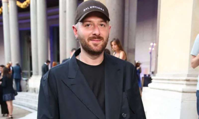 BALENCIAGA 今年 12 月将在洛杉矶上演大秀