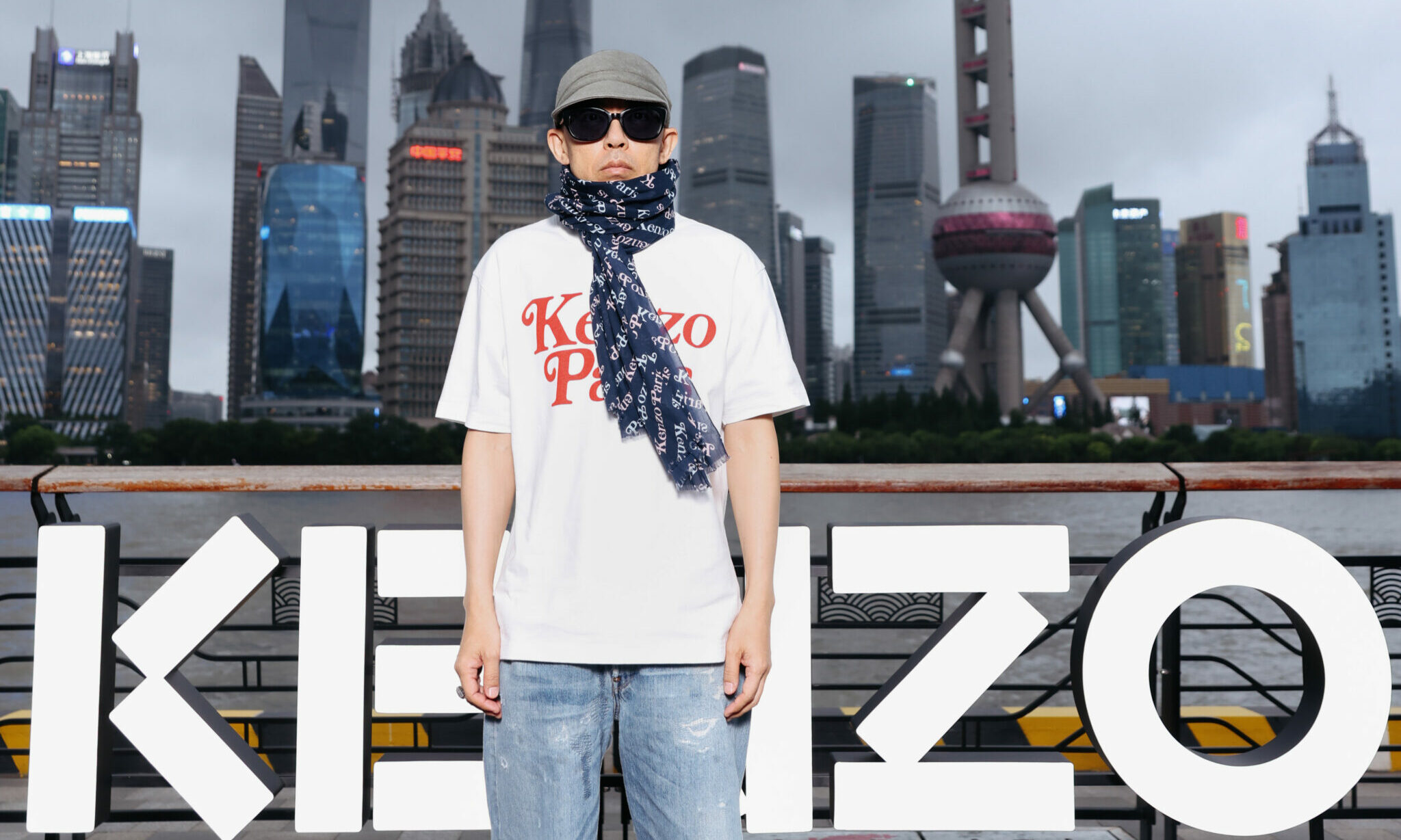 NIGO® 亲临上海举办 KENZO 2024 春夏系列时装秀