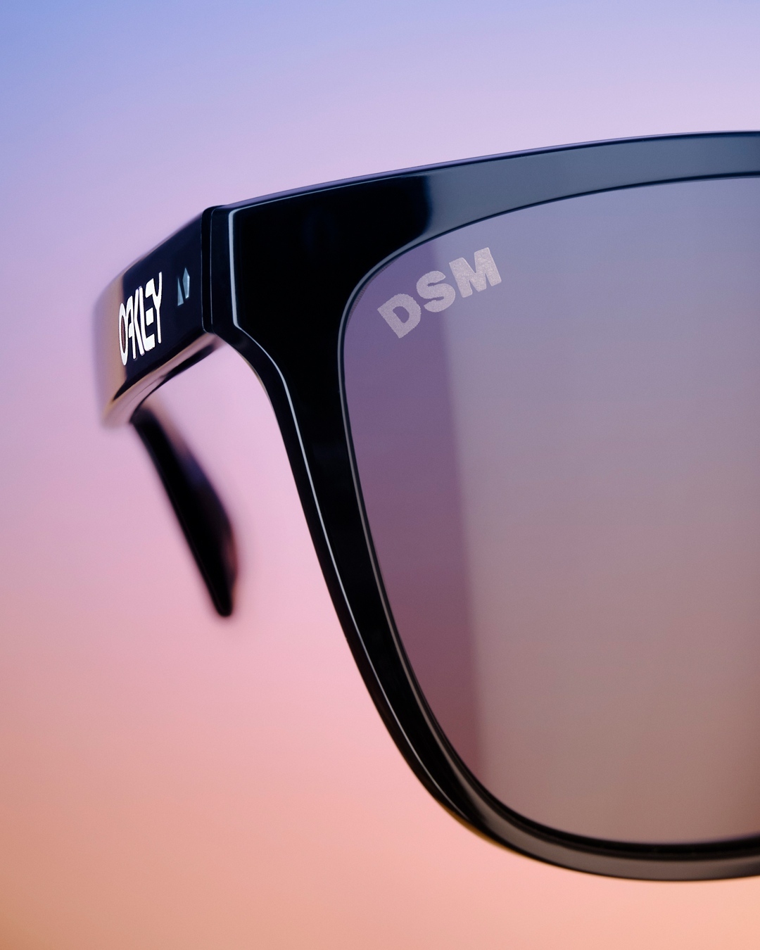 格安即決 OAKLEY Oakley Prizm DSM Lenses, Frogskins 35TH Sunglasses ...