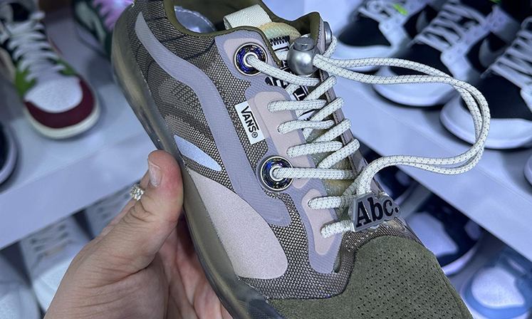 Advisory Board Crystals x VANS EVDNT EXT ULTI 「Miracle Conditions」 谍照释出