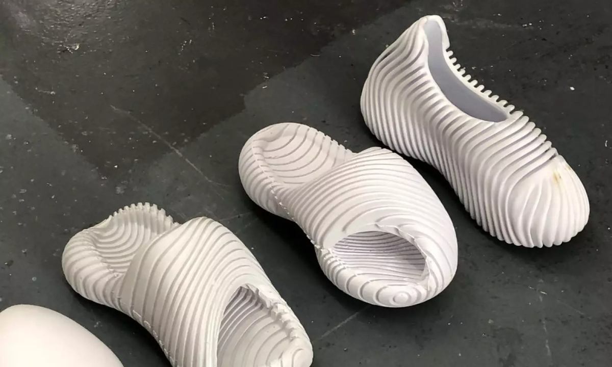 看过未面世 YEEZY 后，更令人期待未来了？