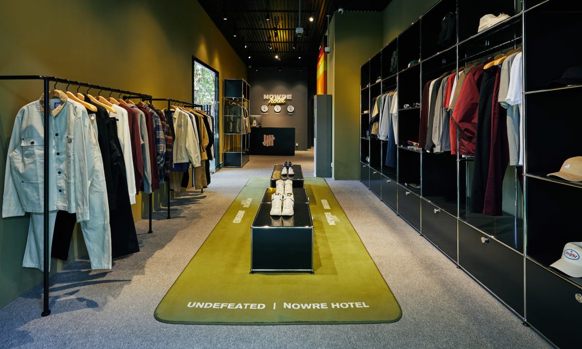 联合 UNDEFEATED，把 NOWRE HOTEL 变成了「中场休息室」