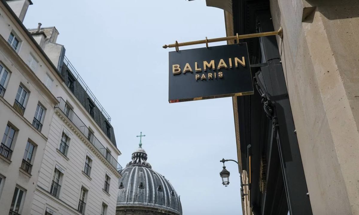 Balmain 新作在巴黎时装秀前被盗