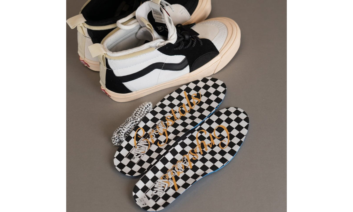 Advisory Board Crystals x VANS SK8-Hi EXT 鞋款即将推出