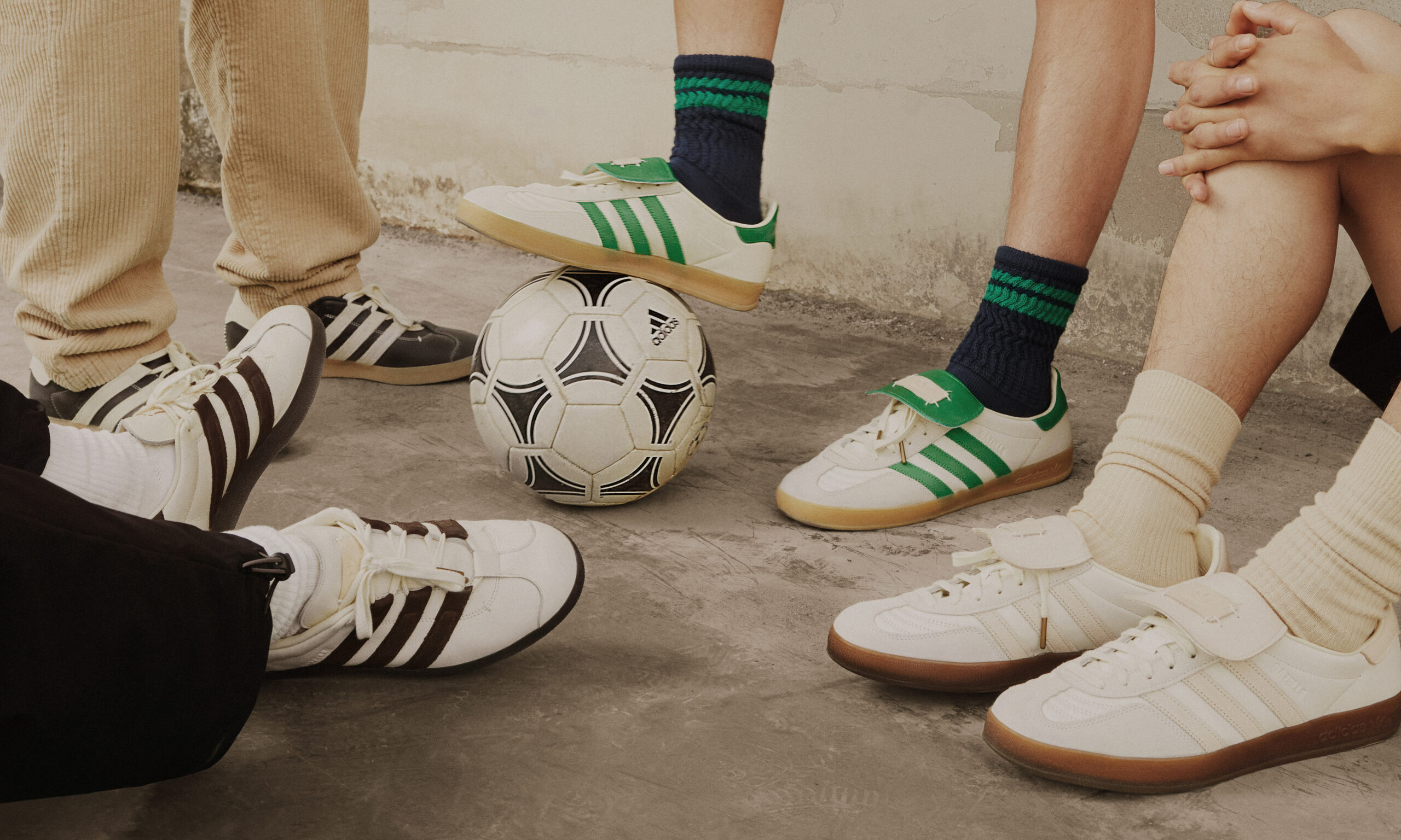 adidas Originals 与 FOOT INDUSTRY 推出全新合作系列
