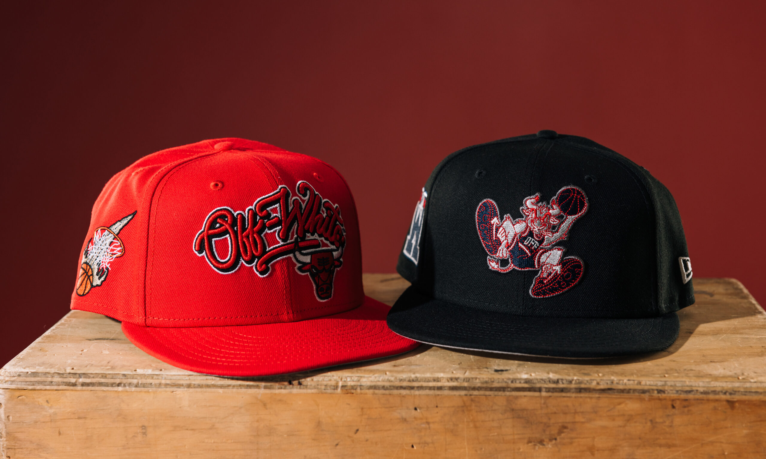 Off-White™ 与芝加哥公牛队携手 New Era 推出联名帽款