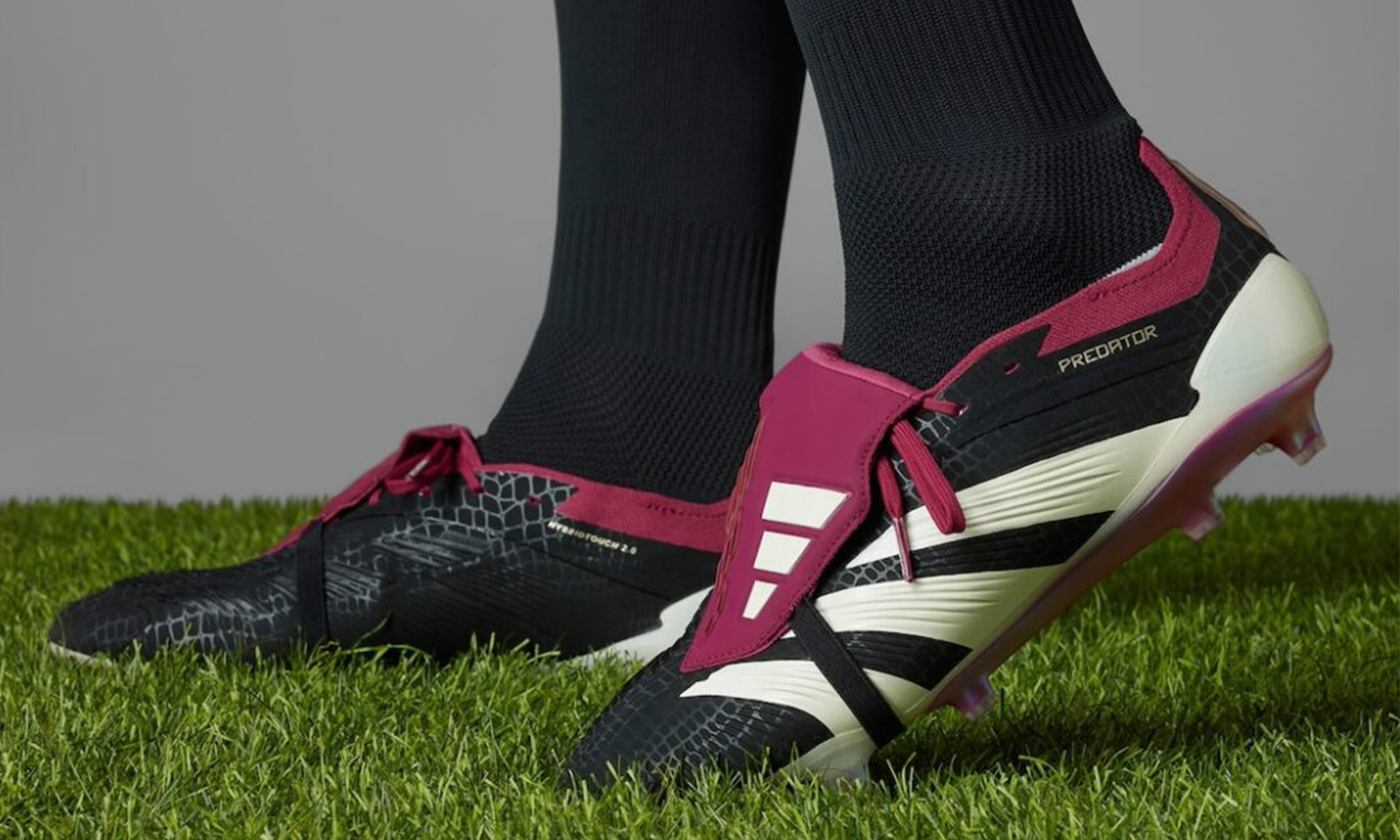 adidas 推出限量版 Predator Elite FT 足球鞋