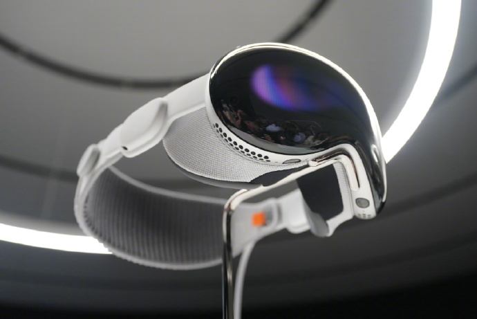 Vision Pro 口碑解禁