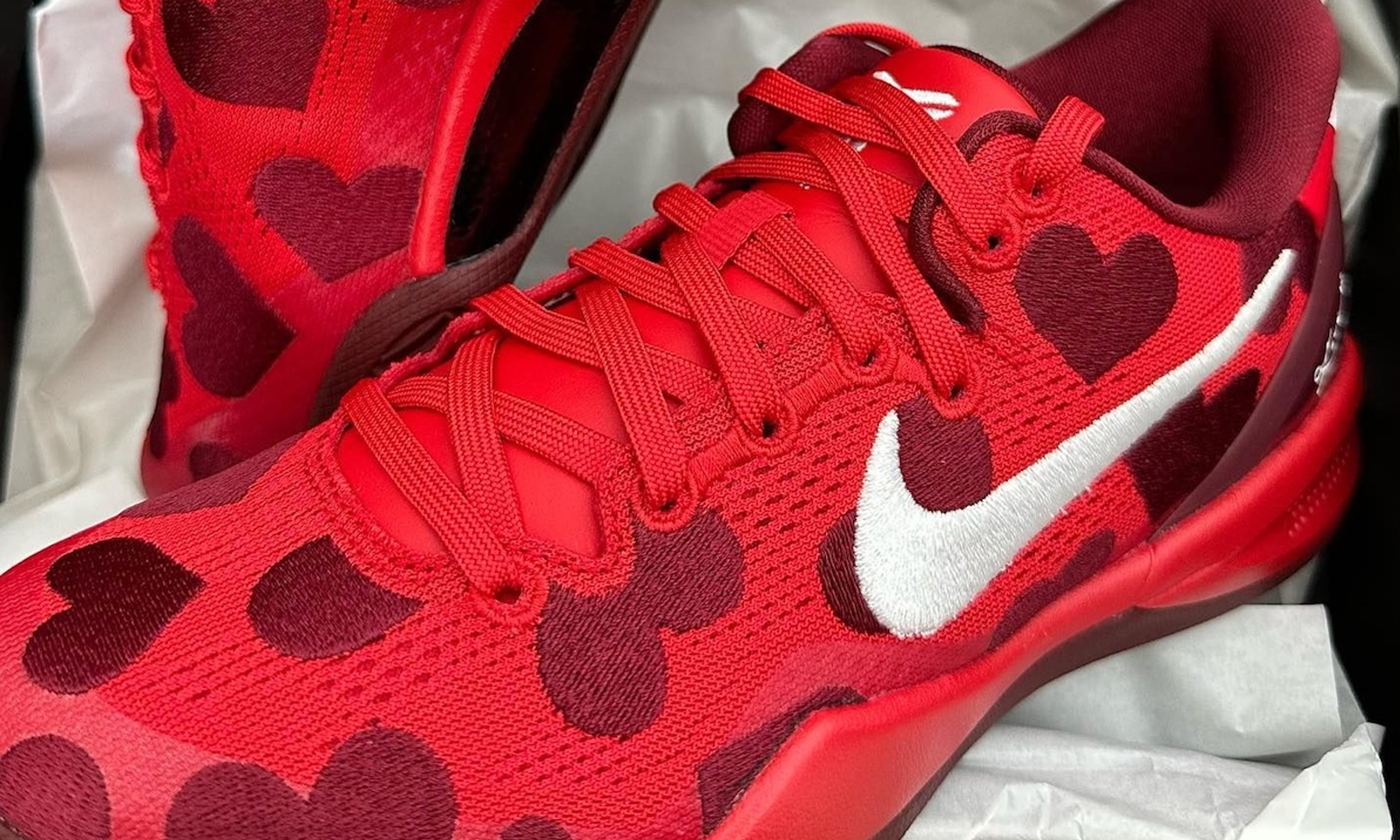 抢先预览情人节限定 Nike Kobe 8 Protro PE「Wifey’s」鞋款