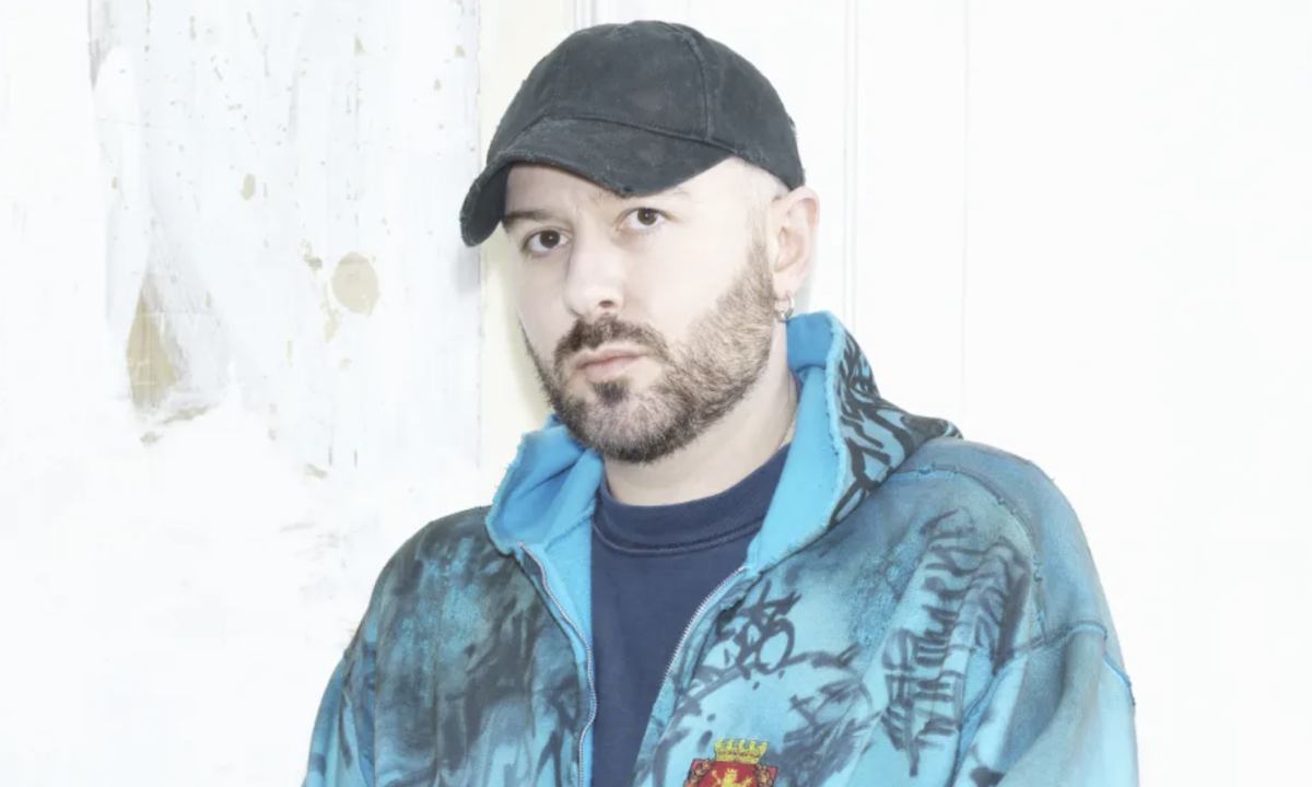 BALENCIAGA 将在上海举办早春大秀