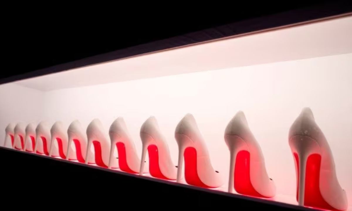 Christian Louboutin 瞄准时尚眼镜市场