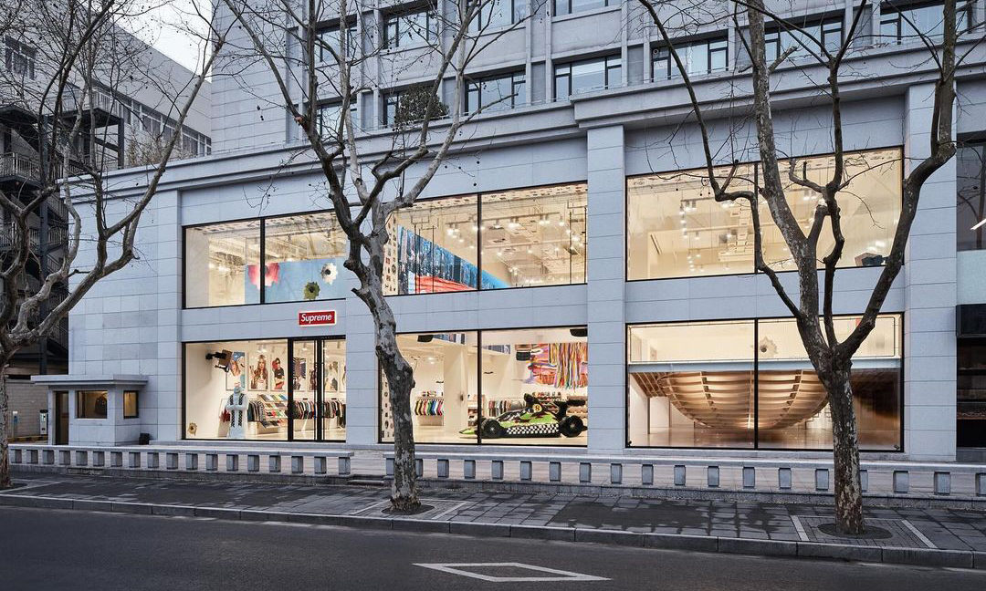 中国市场能「救」奢侈品，也能「救」 Supreme 吗？