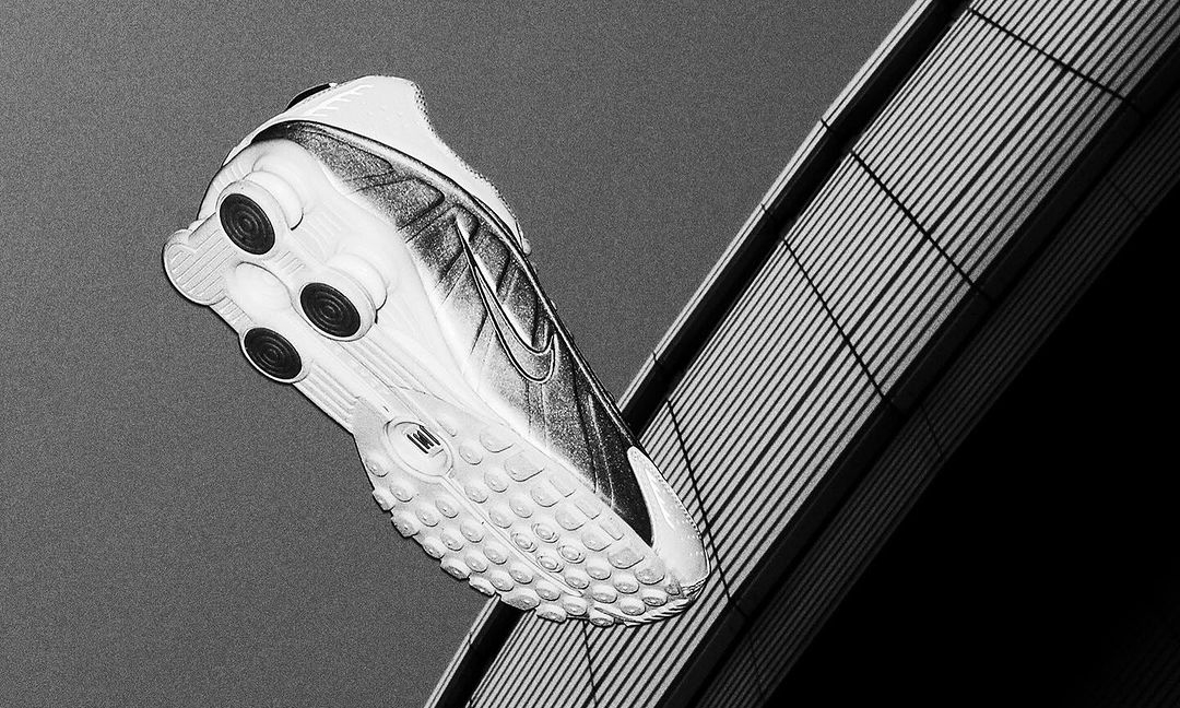 Nike Shox R4 黑白双色将于 Nike Shox Photo Exhibition 率先进行发售