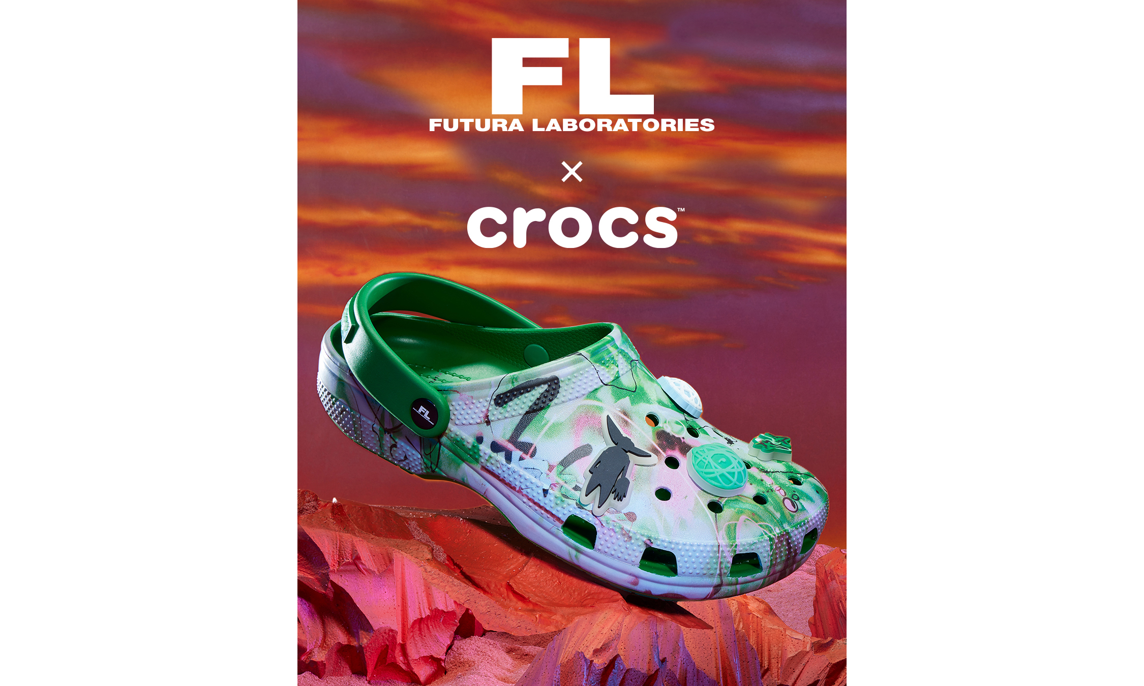 Crocs 再度携手 Futura 推出全新联名系列鞋款