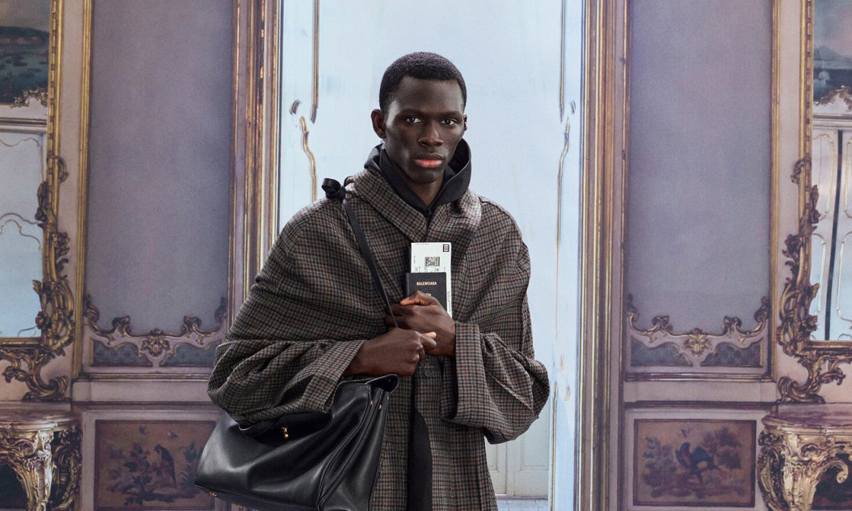 BALENCIAGA 2024 春夏系列广告大片释出