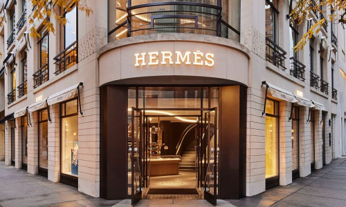 据报道，HERMÈS 将超越 LOUIS VUITTON 成为「最大」奢侈品牌